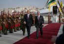 رئيس الجمهورية يصل عمان والعاهل الاردني  في مقدمة المستقبلين