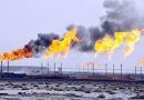وزارة النفط توقع عقدا لحفر 20 بئرا نفطية في الجنوب