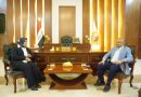 الفحل يستقبل رئيس الهيأة العامة لمراقبة الإيرادات الاتحادية ويدعو إلى إنصاف المحافظة بالإيرادات المخصصة