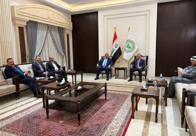 أبو مازن وبحضور الفحل يستقبل النائب مثنى السامرائي لمناقشة ملف تشكيل الحكومة المقبلة أبو مازن وبحضور الفحل يستقبل النائب مثنى السامرائي لمناقشة ملف تشكيل الحكومة المقبلة