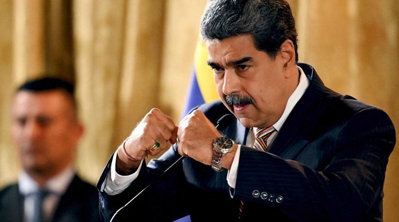 سي إن إن: الرئيس الفنزويلي مادورو مستعد للتنحي بعد 18 شهرا سي إن إن: الرئيس الفنزويلي مادورو مستعد للتنحي بعد 18 شهرا