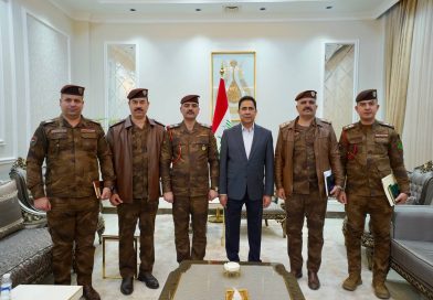 الدخيل يستقبل قائد حدود المنطقة السادسة ومدير شرطة الكمارك لبحث أمن حدود نينوى الدخيل يستقبل قائد حدود المنطقة السادسة ومدير شرطة الكمارك لبحث أمن حدود نينوى