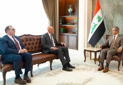 رئيس مجلس القضاء الأعلى يستقبل المبعوث الأمريكي الخاص إلى سوريا