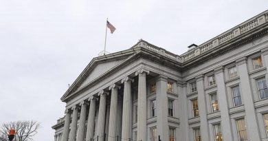 الخزانة الأميركية : فرض عقوبات على 35 كياناً وشخصاً في إيران