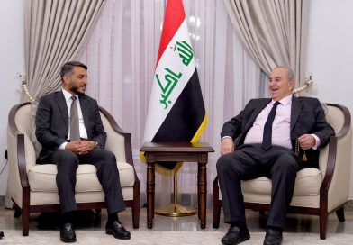 اياد علاوي يستقبل محافظ النجف