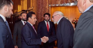 الدخيل يزور مقر شركة «أبتايم» العالمية المتخصصة بمعايير البنية التحتية