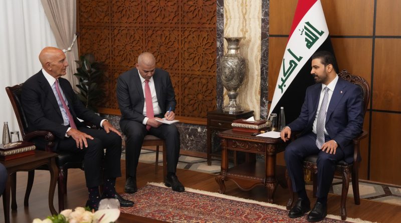 الزيدي يناقش مع باراك تنفيذ خطط نزع السلاح وحل جميع الجماعات والتشكيلات المسلحة العاملة خارج سلطة الدولة الزيدي يناقش مع باراك تنفيذ خطط نزع السلاح وحل جميع الجماعات والتشكيلات المسلحة العاملة خارج سلطة الدولة