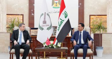 محافظ نينوى والقنصل التركي يبحثان عددا من الملفات ذات الاهتمام المشترك
