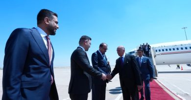 وزير الخارجية يصل دمشق في زيارة رسمية لبحث تعزيز العلاقات الثنائية وتوسيع آفاق التعاون المشترك