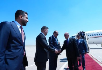 وزير الخارجية يصل دمشق في زيارة رسمية لبحث تعزيز العلاقات الثنائية وتوسيع آفاق التعاون المشترك
