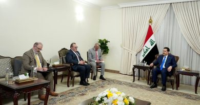 رئيس ائتلاف الإعمار والتنمية يبحث مع القائم بالأعمال الأمريكي العلاقات الثنائية وملفات الطاقة والاستثمار رئيس ائتلاف الإعمار والتنمية يبحث مع القائم بالأعمال الأمريكي العلاقات الثنائية وملفات الطاقة والاستثمار