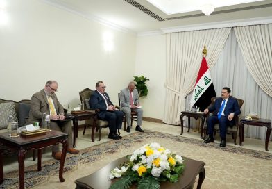 رئيس ائتلاف الإعمار والتنمية يبحث مع القائم بالأعمال الأمريكي العلاقات الثنائية وملفات الطاقة والاستثمار رئيس ائتلاف الإعمار والتنمية يبحث مع القائم بالأعمال الأمريكي العلاقات الثنائية وملفات الطاقة والاستثمار