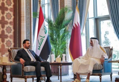 الزيدي وأمير قطر يؤكدان على حرية الملاحة في مضيق هرمز الزيدي وأمير قطر يؤكدان على حرية الملاحة في مضيق هرمز