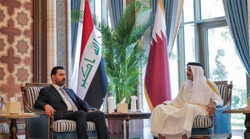 الزيدي وأمير قطر يؤكدان على حرية الملاحة في مضيق هرمز الزيدي وأمير قطر يؤكدان على حرية الملاحة في مضيق هرمز