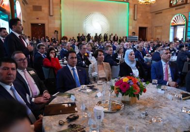 الدخيل يحضر المؤتمر الموسع للأعمال، الذي أقامته غرفة التجارة الأمريكية الدخيل يحضر المؤتمر الموسع للأعمال، الذي أقامته غرفة التجارة الأمريكية