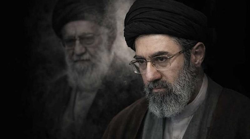 المرشد الإيراني: على قتلة المرشد الراحل أن يعلموا أنهم سيحاسبون على جرائمهم
