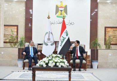 الدخيل يبحث مع الكريم سبل دعم القطاع الصناعي في محافظة نينوى