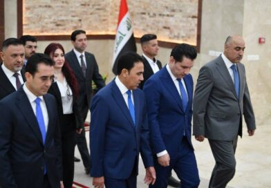 الدخيل يستقبل وفد كتلة الديمقراطي الكردستاني النيابية برئاسة شاخوان عبدالله الدخيل يستقبل وفد كتلة الديمقراطي الكردستاني النيابية برئاسة شاخوان عبدالله
